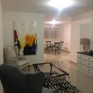 Comodo Apartamento Con Piscina Apartment